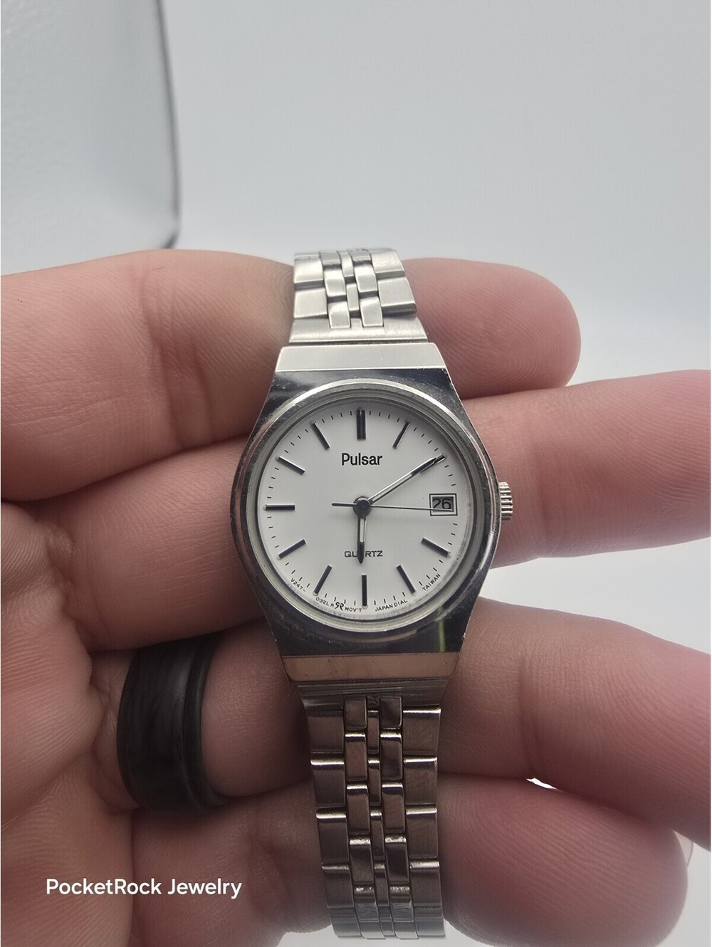 Pulsar Ladies 25mm White Dial Date Quartz Watch Stainless Bracelet V247-0130